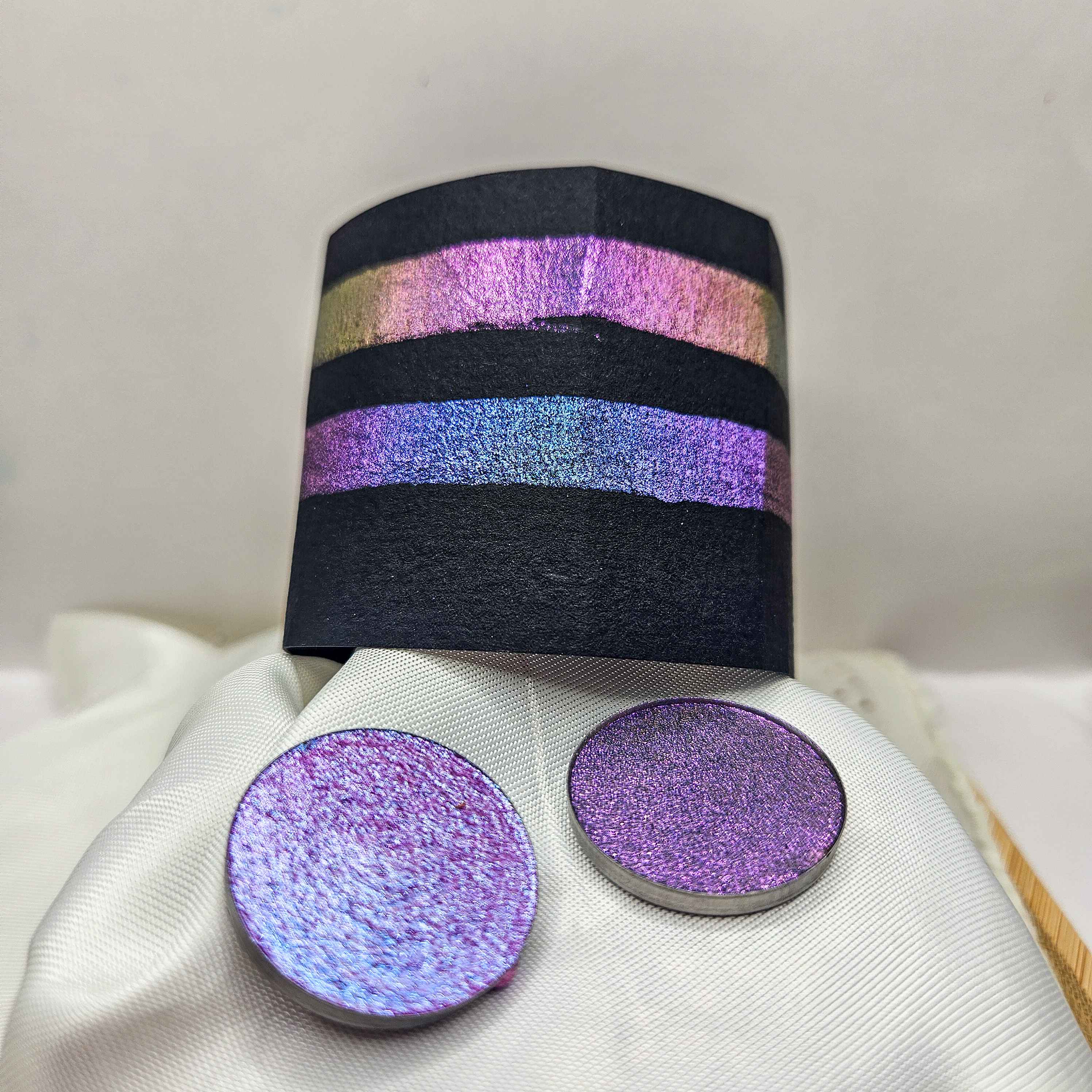 Aquarelles CAMÉLÉONS spéciales papier noir