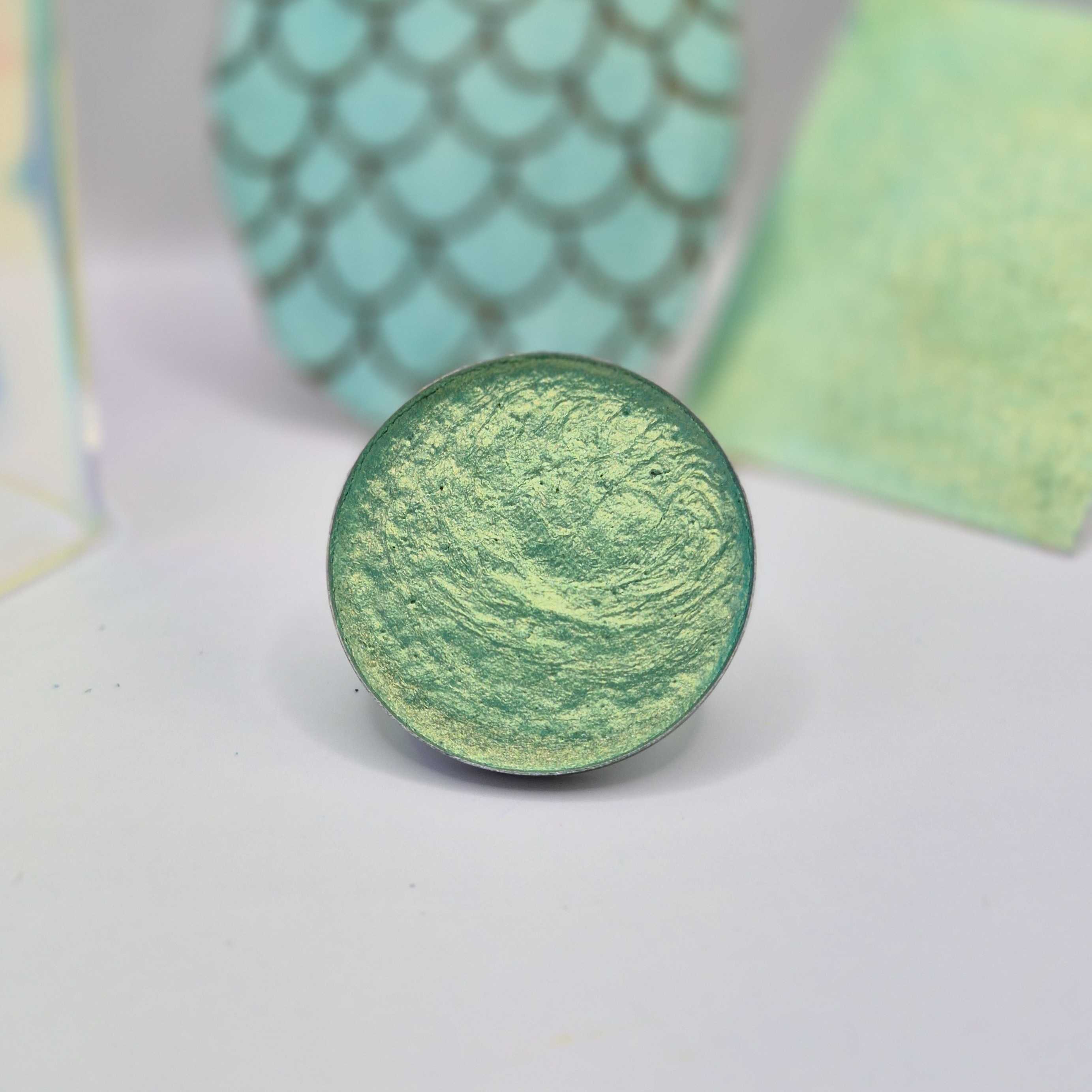 MANTE RELIGIEUSE - AQUARELLE ARTISANALE BRILLANTE