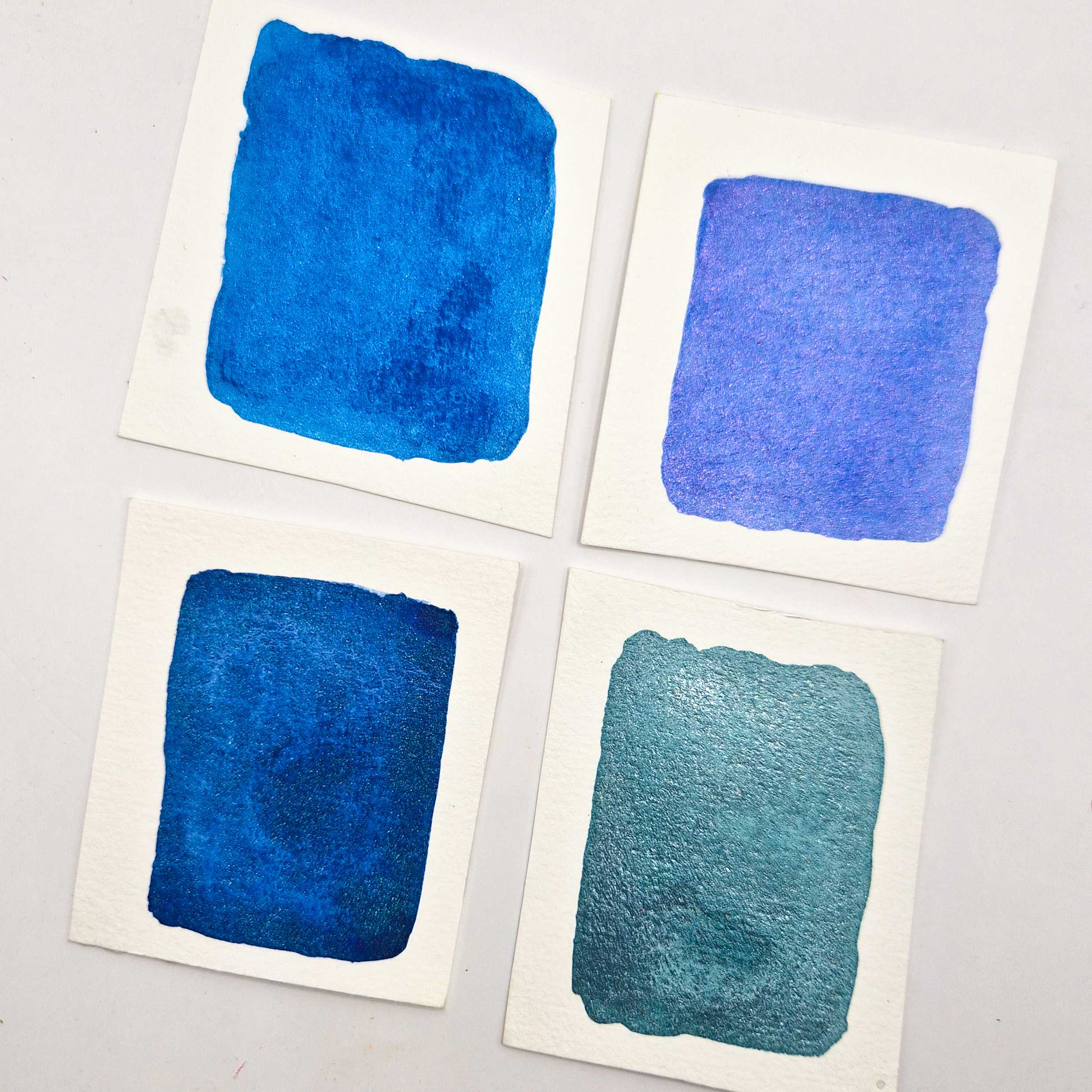 LES FLEURS BLEUES - Aquarelles artisanales